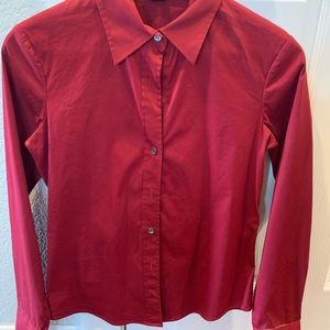 Theory red button down shirt -excellent condition